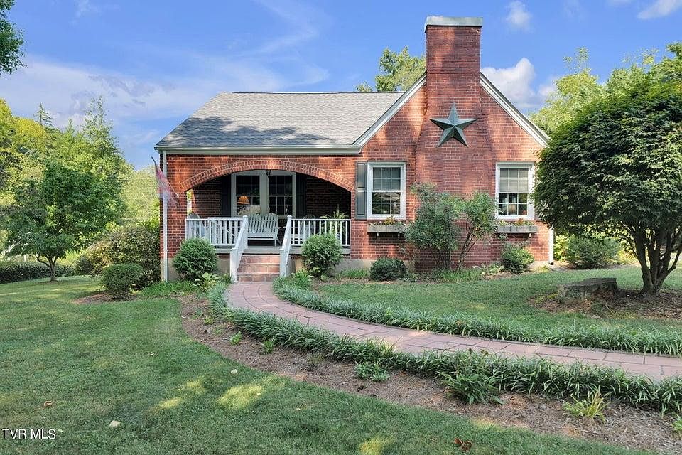 1st image of 1732 Lee Hwy