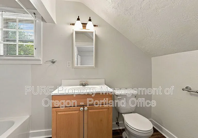 5257 N Harvard St #2 — Photo 17