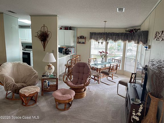 5th image of 7579 Boxelder Rd