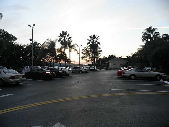 3rd image of 1021 Mockingbird Ln APT 213