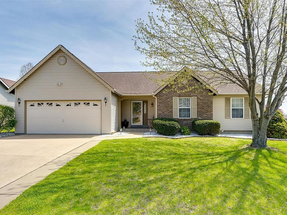 Welcome home... 113 Green Forest Estates Drive!!