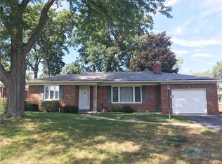 3036 Pinehurst Dr, Toledo, OH 43613