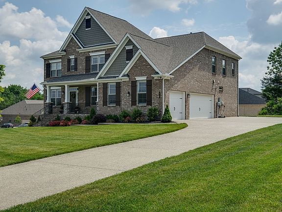 2nd image of 715 Lawler Ln