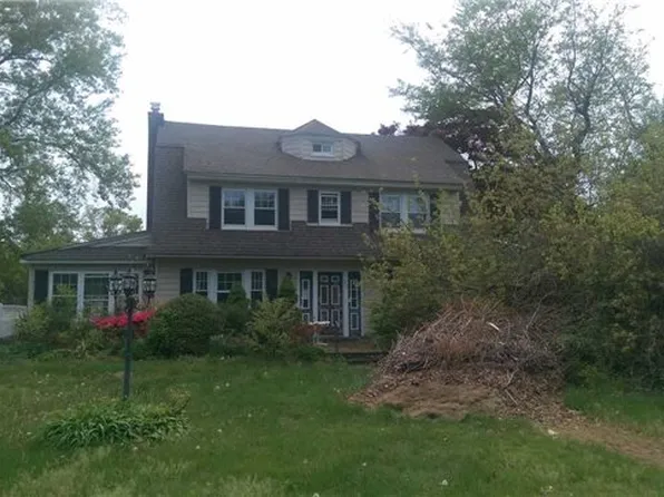 167 Cathedral Ave, Hempstead, NY 11550