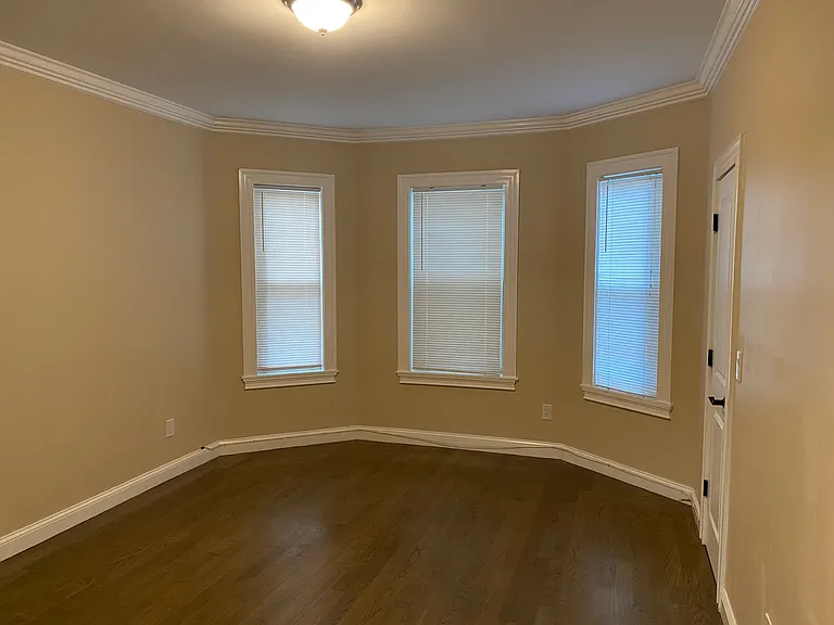 8 Buckley Ave #2 — Photo 5