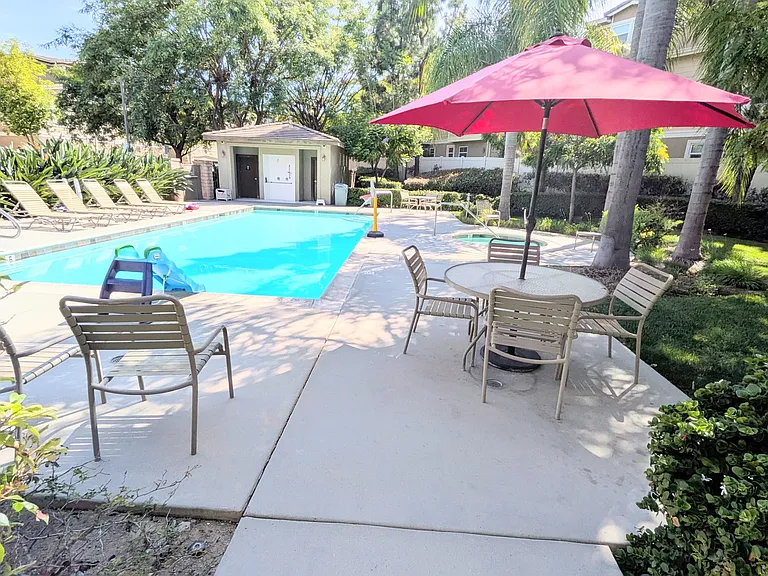 1401 University Cir — Photo 8