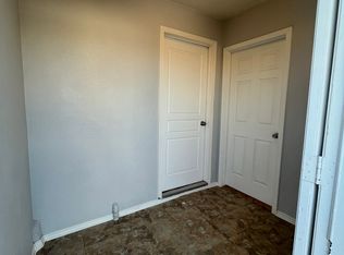 129 W 61st St #3/4, Los Angeles, CA 90003
