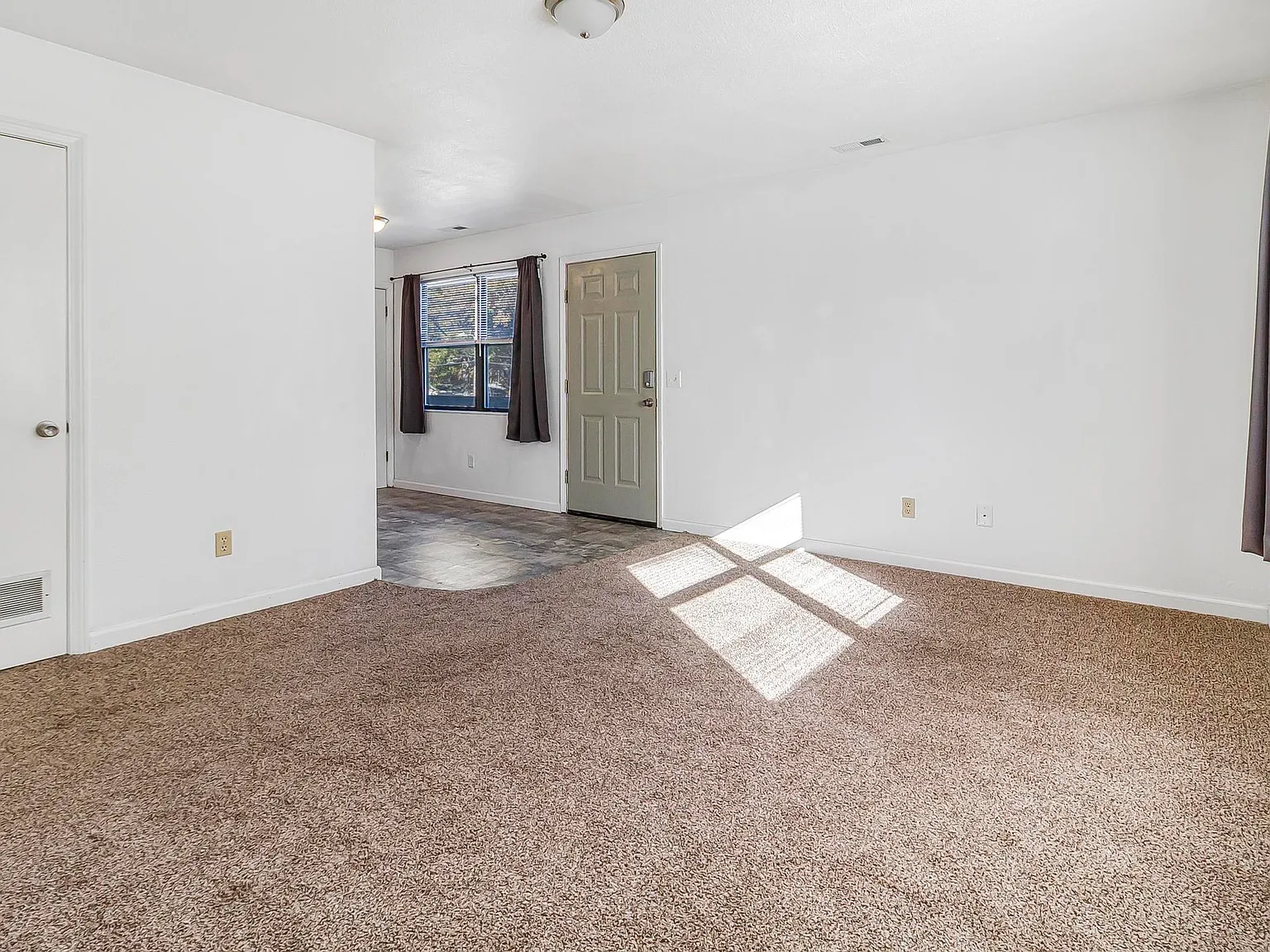420 Franklin St, Warrensburg, MO 64093 - 4 — Photo 2