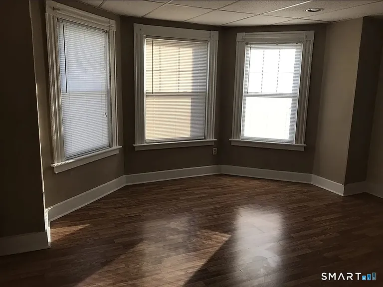 39 Pine St #2 — Photo 4