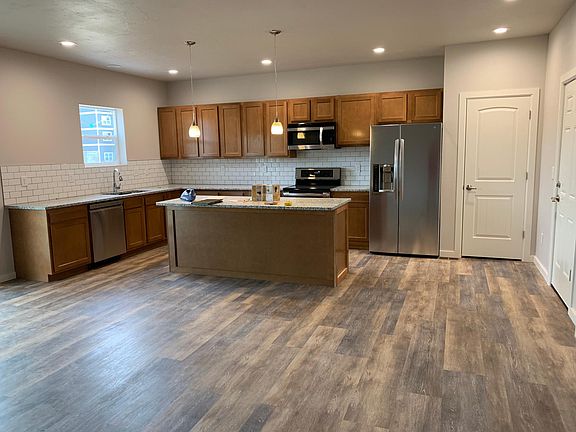2nd image of 1400 60th Ave