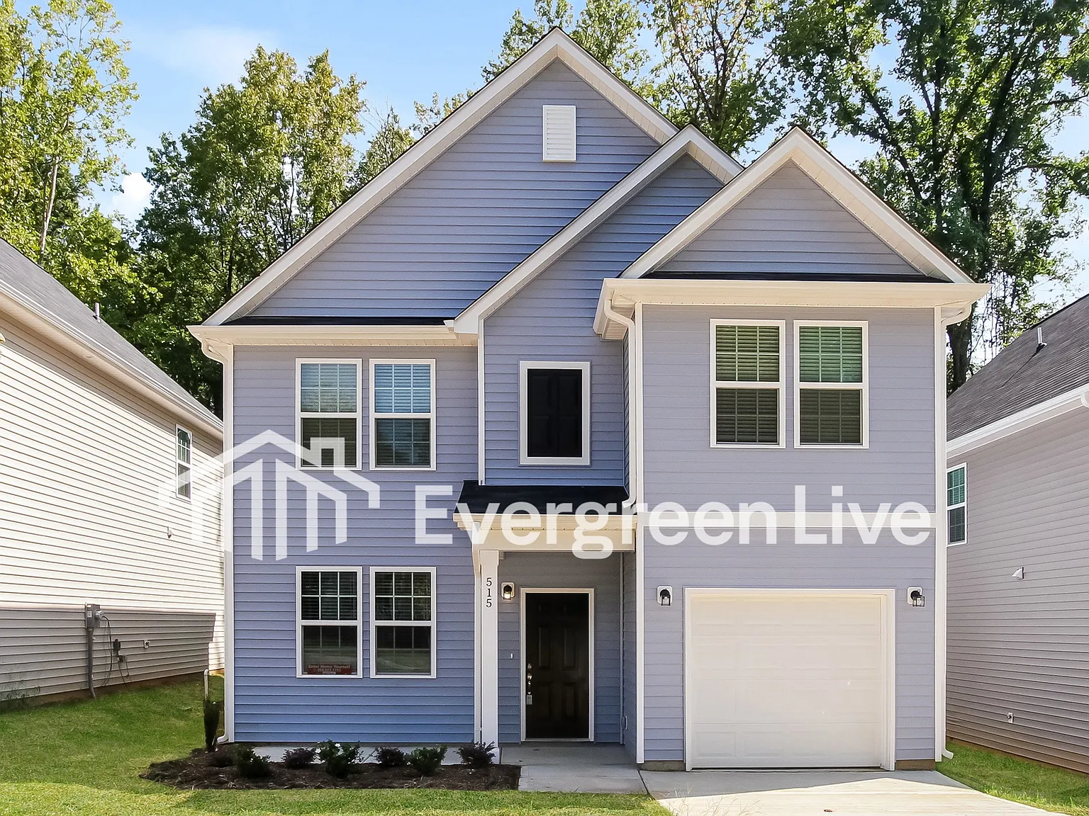 4 bed, 2.5 bath, 1857 sqft, $1,745 — Photo 2