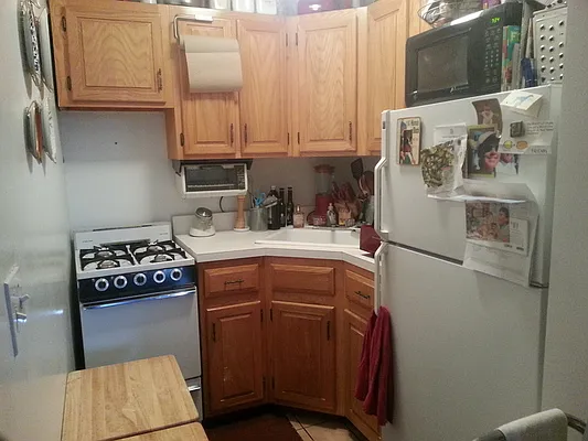 Rented by America Mecca Realty LLC | media 72