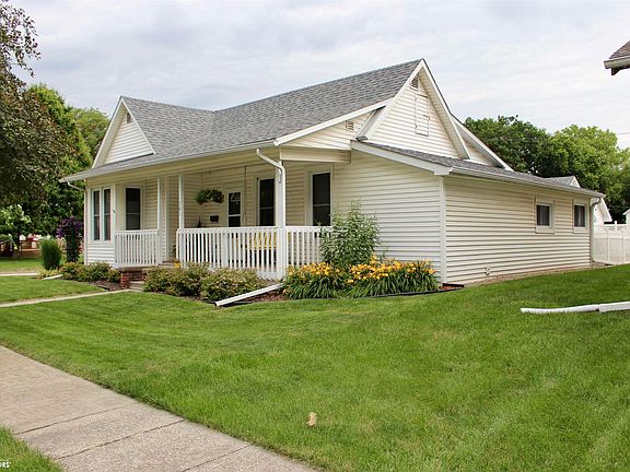 2nd image of 301 5th St