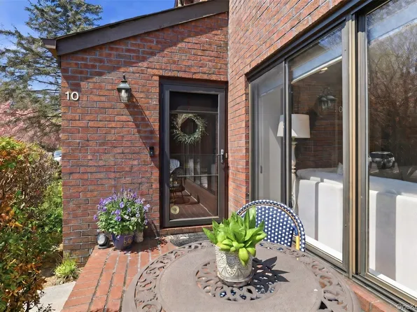 10 Oldfield #367, Roslyn, NY 11576