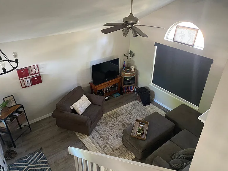 5390 E Kensington Ave — Photo 3