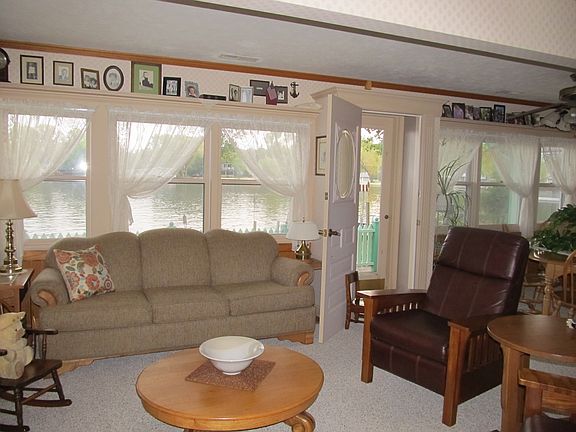 5th image of 32411 E Lake Park Dr