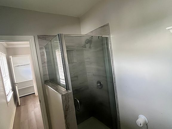 3rd image of 5058 Hawley Blvd