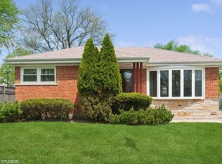 6938 W Jonquil Ter, Niles, IL 60714