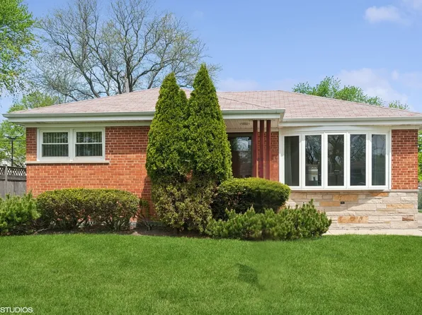 6938 W Jonquil Ter, Niles, IL 60714