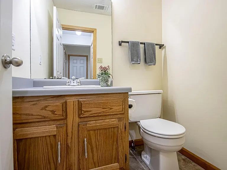 101 Bearskin Dr — Photo 41