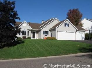 2374 Whitefield Dr, Woodbury, MN 55125