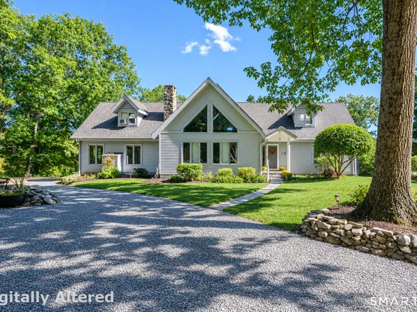 2 Hopewell Road, Newtown, CT 06470
