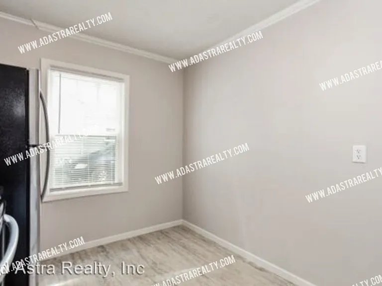 821 N Crysler Ave — Photo 7