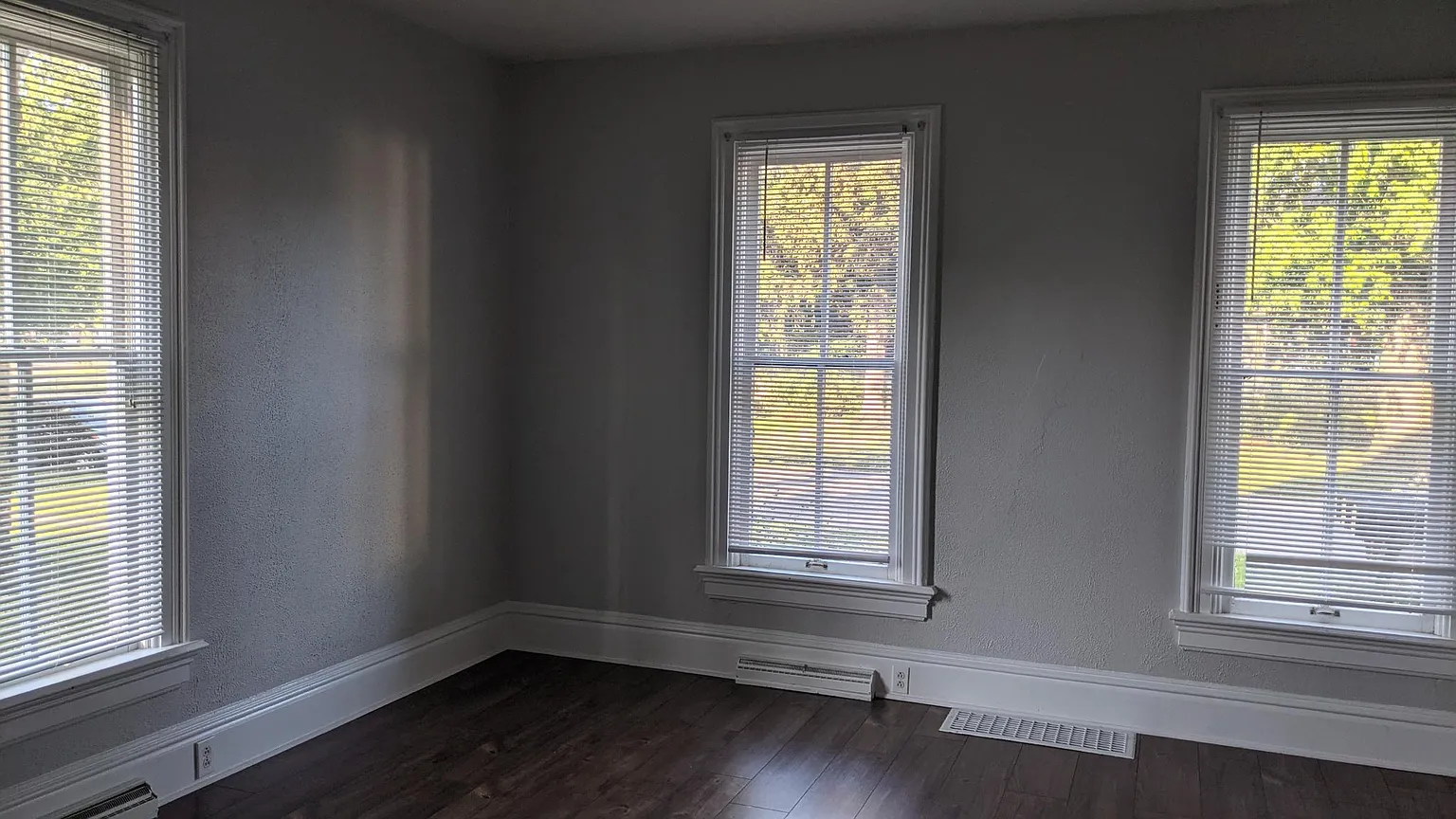 108 East St photo 1