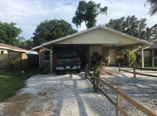 1850 Marbeth St, Sarasota, FL 34231