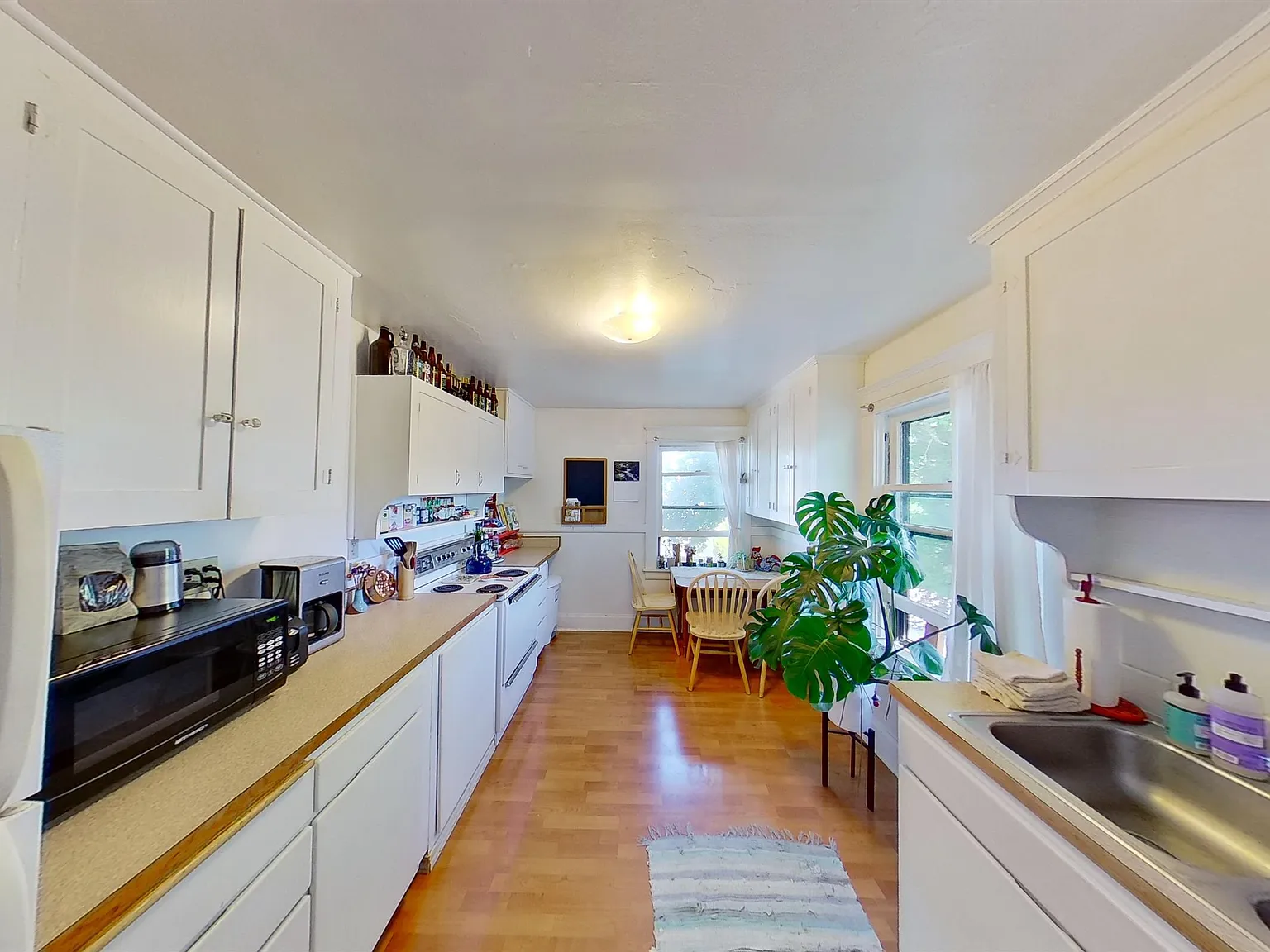 427 SW 5th St — Photo 4