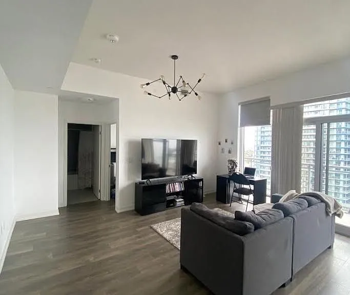 2520 Eglinton Ave W #1404 — Photo 4