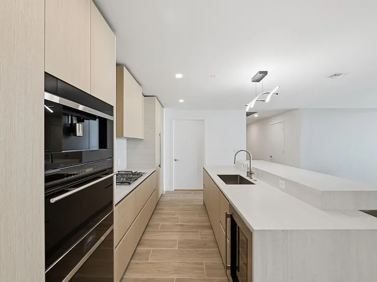 900 N Ocean Blvd #802 — Photo 15