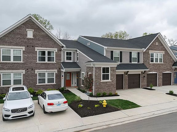 3rd image of 680 Daphne Way