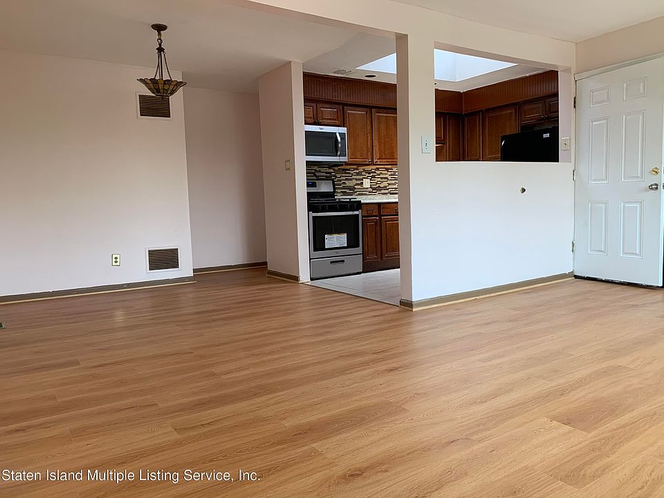 237 Jules Dr, Staten Island, NY 10314 MLS 1163275 Zillow