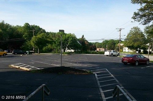 4th image of 203 E Bel Air Ave