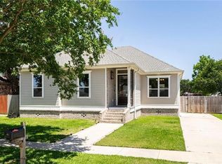 3601 Plaza Dr, Chalmette, LA 70043