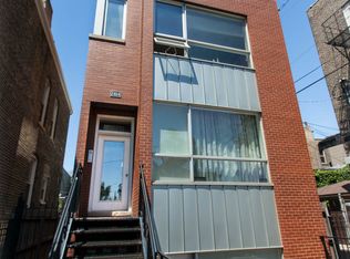 2414 W Iowa St #3, Chicago, IL 60622