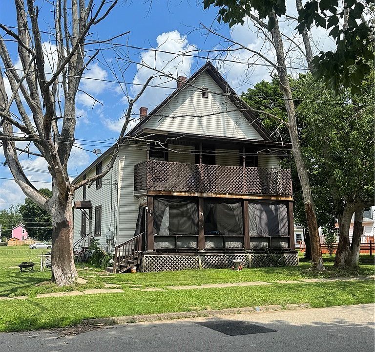 1st image of 303 E Water St