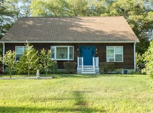 69 Rogerson Ave, Acushnet, MA 02743