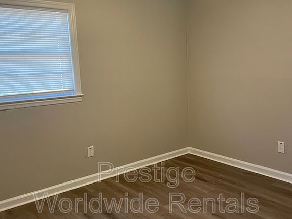 4th image of 1017 Fleming Ave