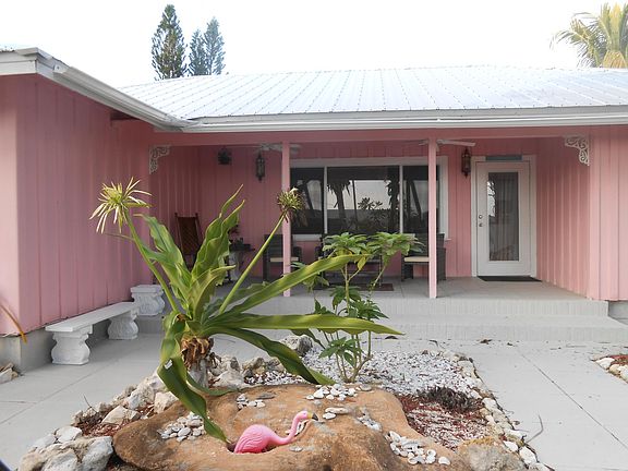 5th image of 2720 NE Indian River Dr