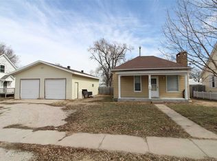 508 Sherman St, Holdrege, NE 68949