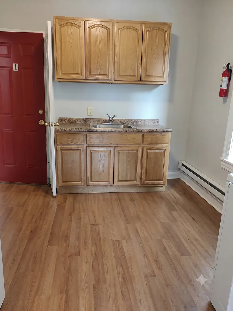 53 West Logan St. — Photo 3