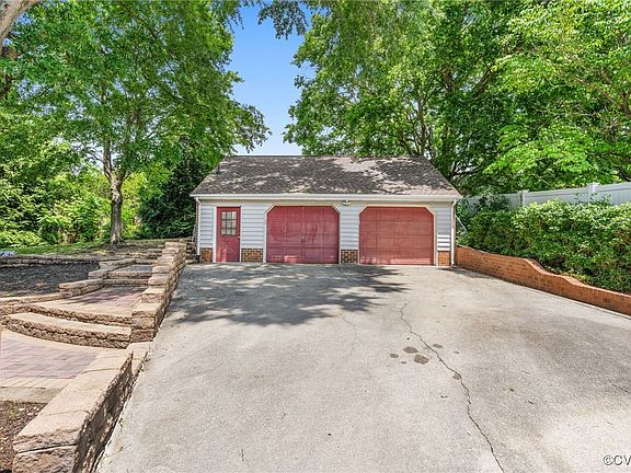 3rd image of 4548 Snowflake Dr
