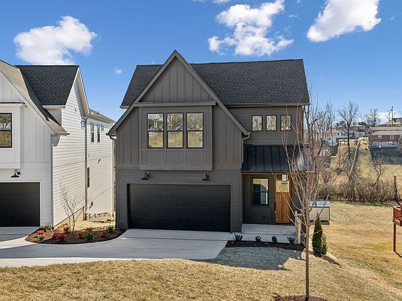 2nd image of 2426 Brittany Dr