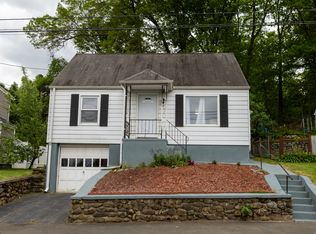 70 Manners Ave, Naugatuck, CT 06770