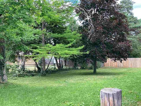 5th image of 3101 Wildwood Dr