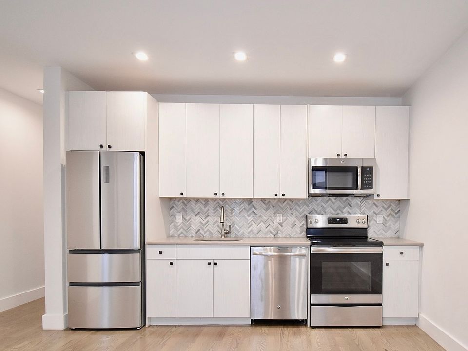 1st image of 301 Saint Nicholas Ave APT 37