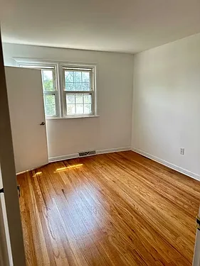 2561 Burning Tree Rd — Photo 10