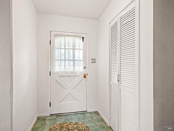 4th image of 1166 Valle Vista Avenue